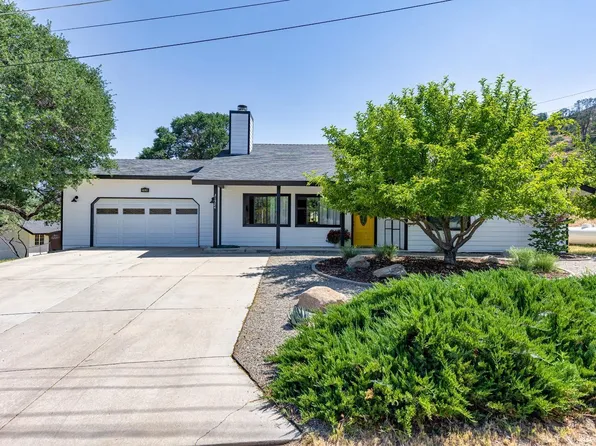 21524 Belmont Dr, Tehachapi, CA 93561