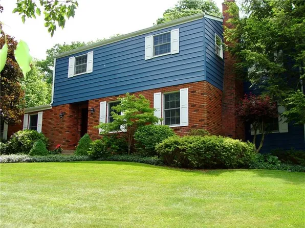 295 Vaneal Rd, Washington, PA 15301