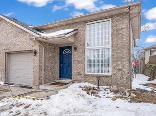 112 Sutton Dr, Leamington, ON N8H 5K5
