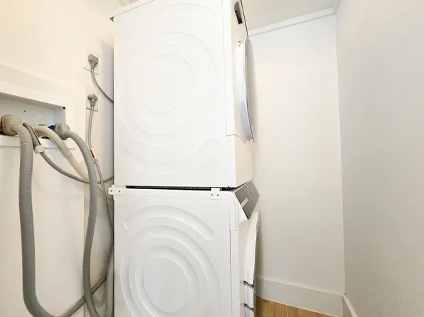 1735 York Avenue D12E image 21 of 21