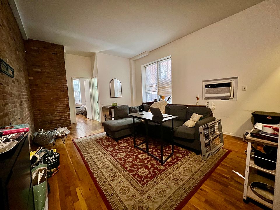 1st image of 206 E 17th St APT 1B