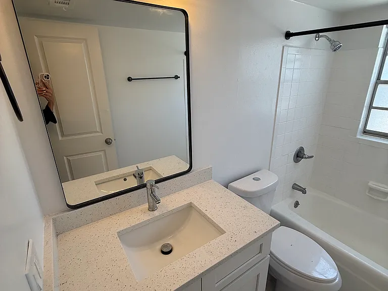 230 Danube Ave #103 — Photo 19