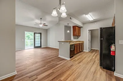 150 Millstone Road - H — Photo 2