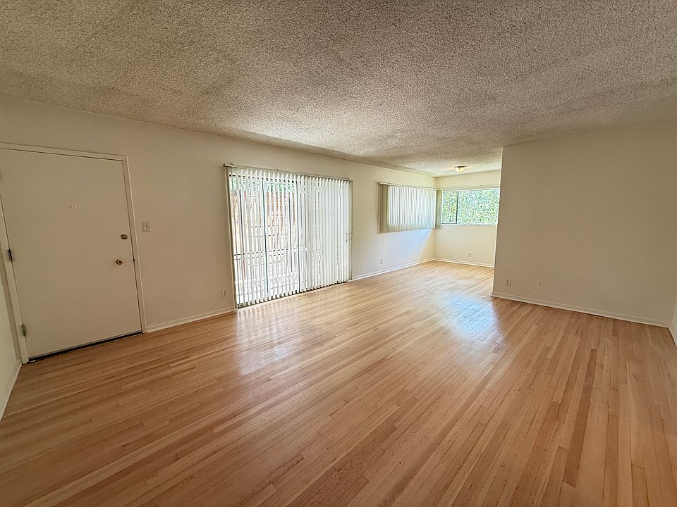 1st image of 1253 S Ogden Dr APT 1