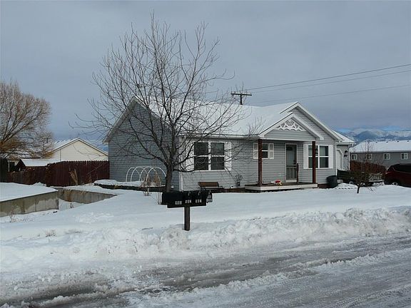 2nd image of 901 Paisley Dr