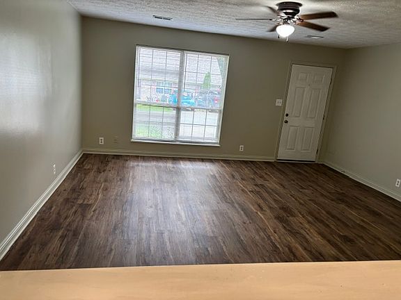 5th image of 1203 Berdine Way