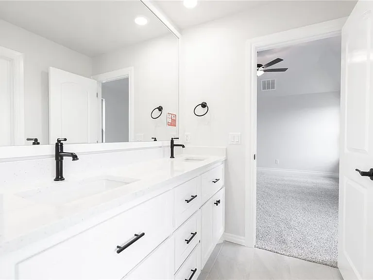 2309 NW 171st St — Photo 12