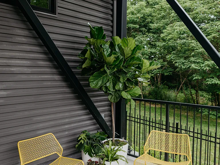 1604 6th Ave N — Photo 3