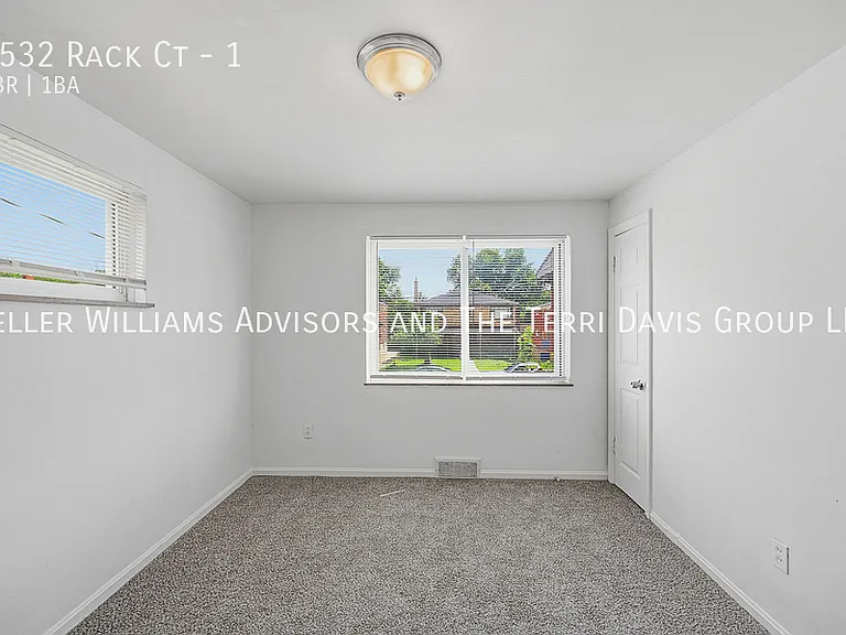 2532 Rack Ct #1 — Photo 8