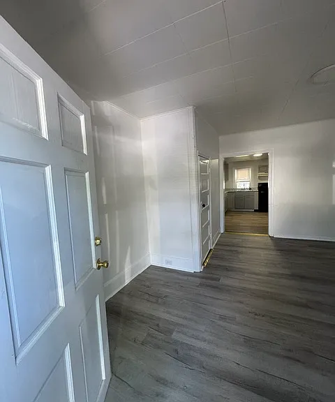 306 Walnut St — Photo 12