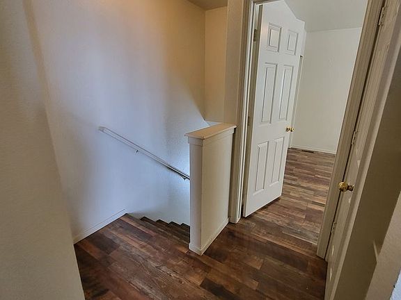 5th image of 4009 Pheasant Dr #4