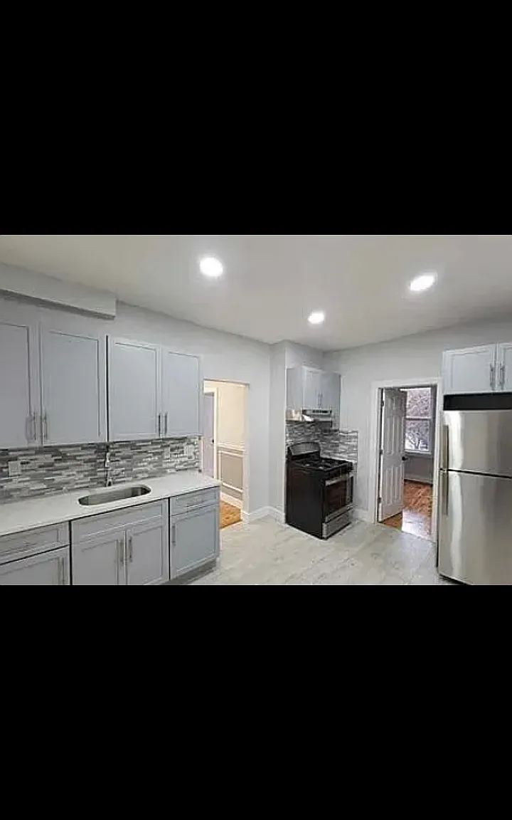 2 bed, $1,850 — Photo 1