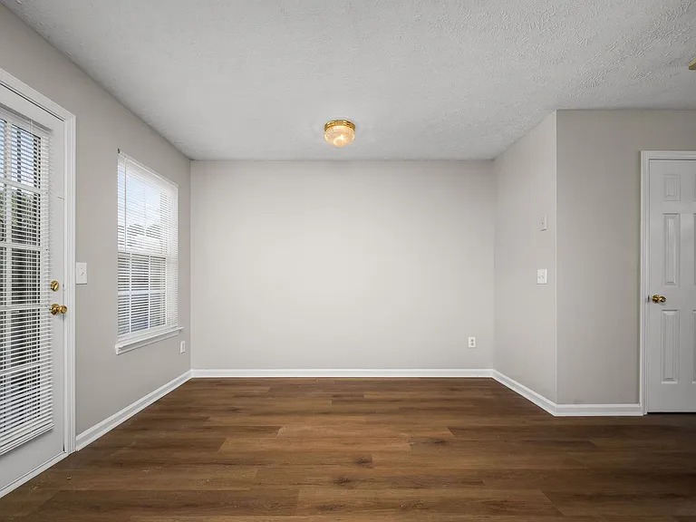 2312 Willowbrook Dr — Photo 13