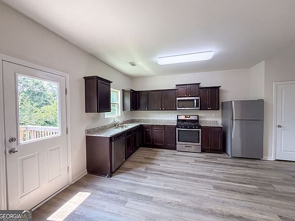 2nd image of 836 Castilla Way