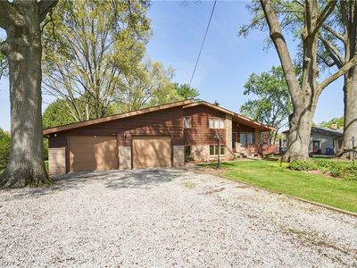 1594 Karl Dr, Akron, OH, 44321