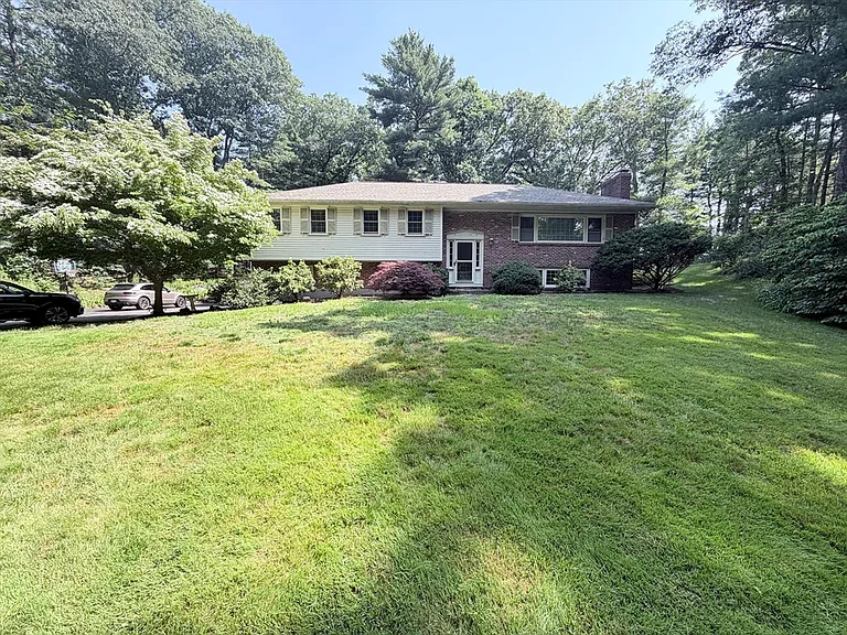 40 Bakers Hill Rd — Photo 2