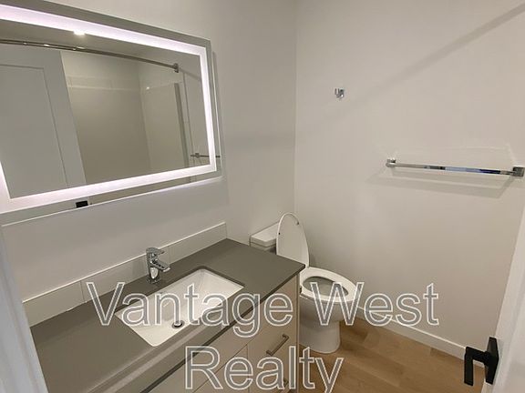 2nd image of 1301 Belaire Ave #438