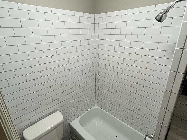 3309 University Ave — Photo 7