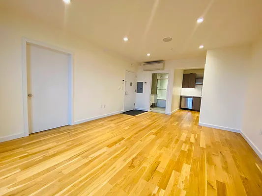 Rented by null | media 1