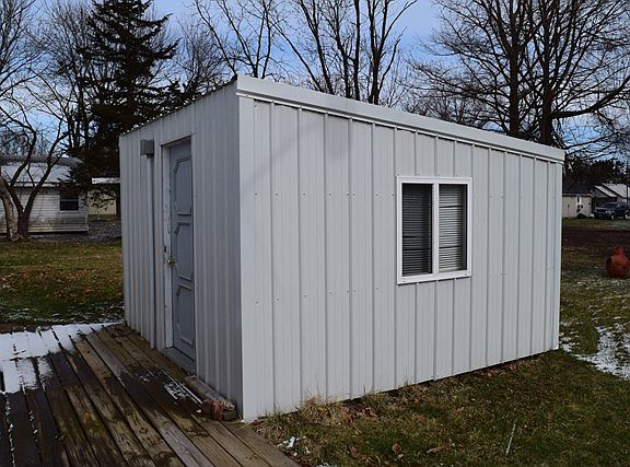 4th image of 814 Cedar St