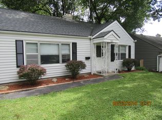 7539 Eaton St, Prairie Village, KS 66208