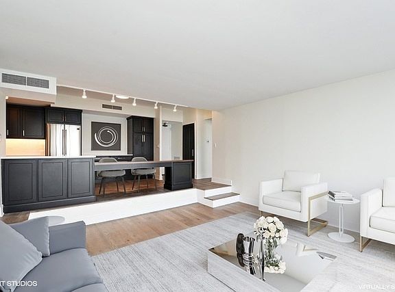 4th image of 3200 N Lake Shore Dr APT 2810
