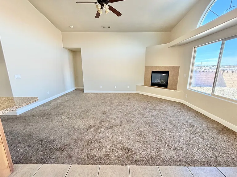 887 N Caddington Rd — Photo 13