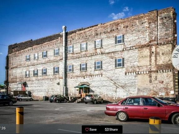 2nd image of 105 W Jackson Ave #6