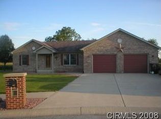 718 Meadows Dr, Greentown, IN 46936