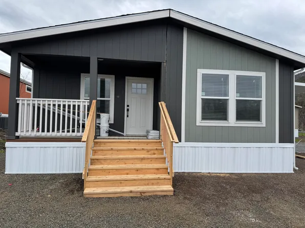 1 Corral Ln Unit 39, Ashland, OR 97520