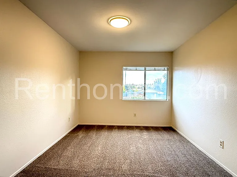 13322 Thunderhead St — Photo 16