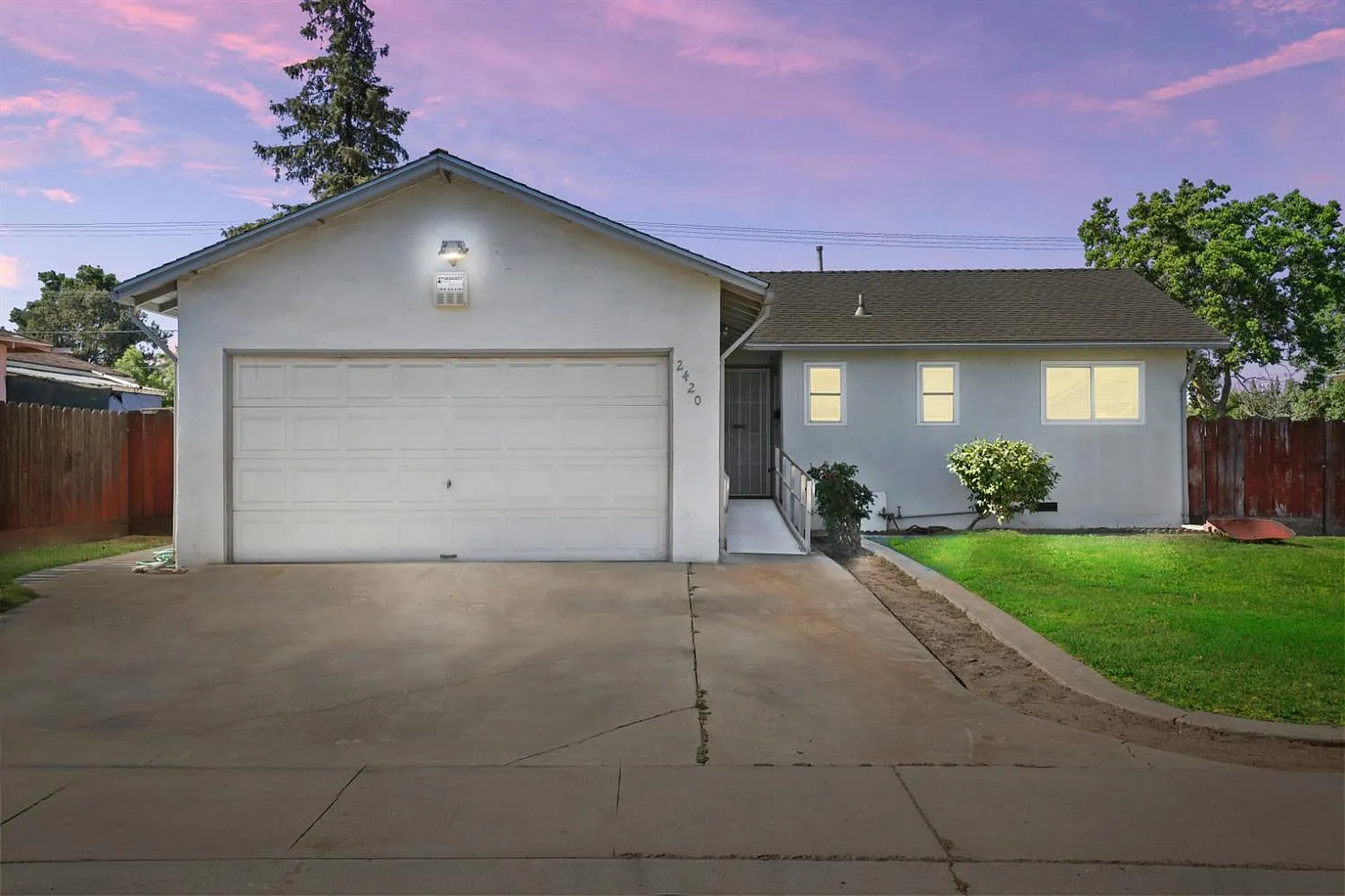 2420 Eicher Ave photo 1