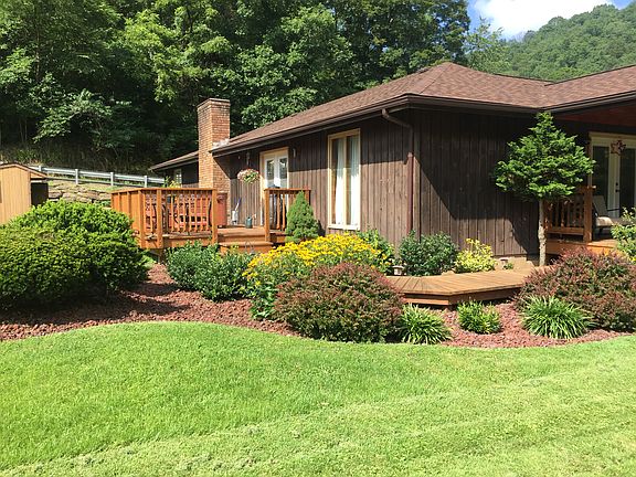 2nd image of 6 Creekside Dr