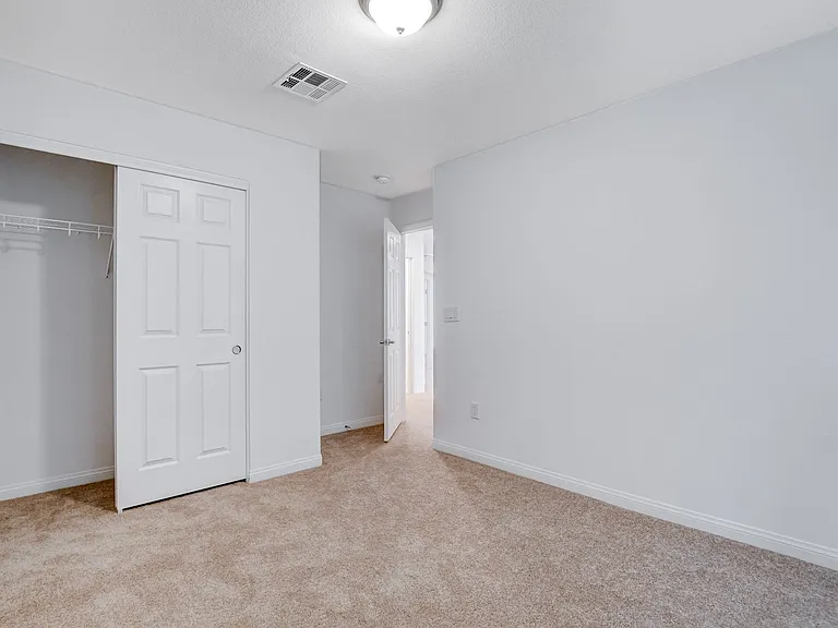 7821 Tomsburgh Ln — Photo 38