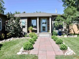 224 Saint Charles St, Rapid City, SD 57701