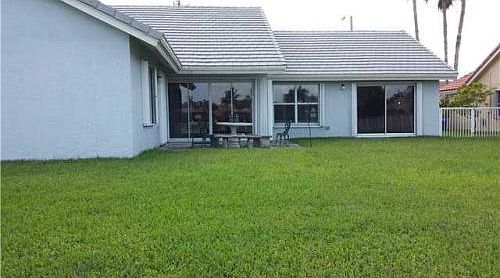 1st image of 905 NW 164th Ave