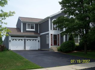 1493 Golden Oaks Pkwy, Aurora, IL 60506