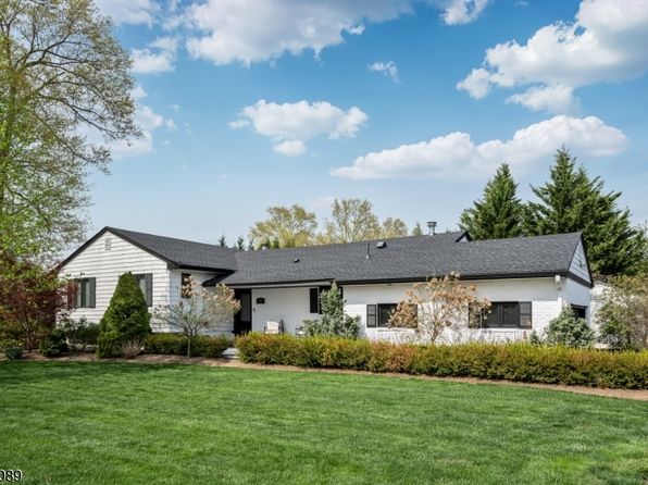 28 Glenroy Rd