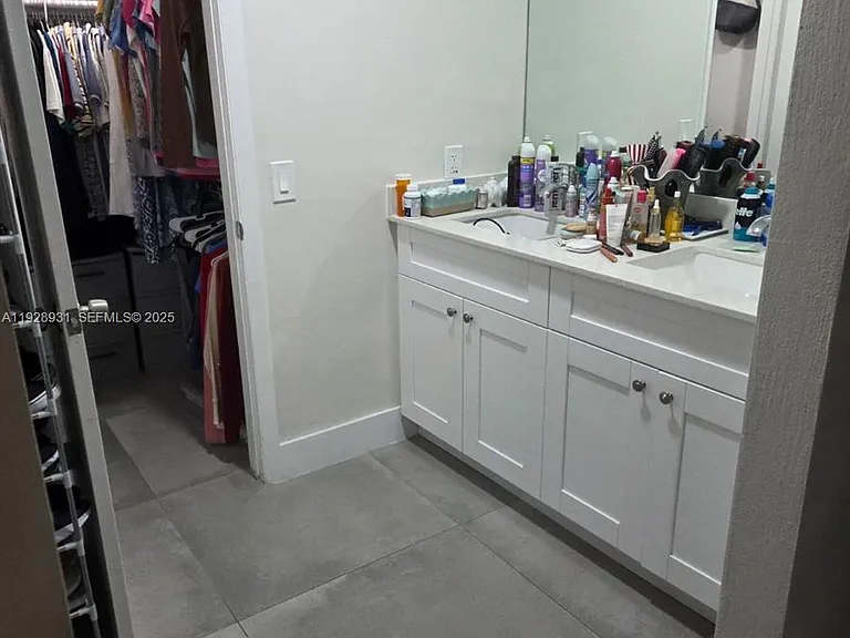 9228 SW 37th St #9228 — Photo 11