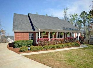 300 Whitehead Rd, Sugar Hill, GA 30518