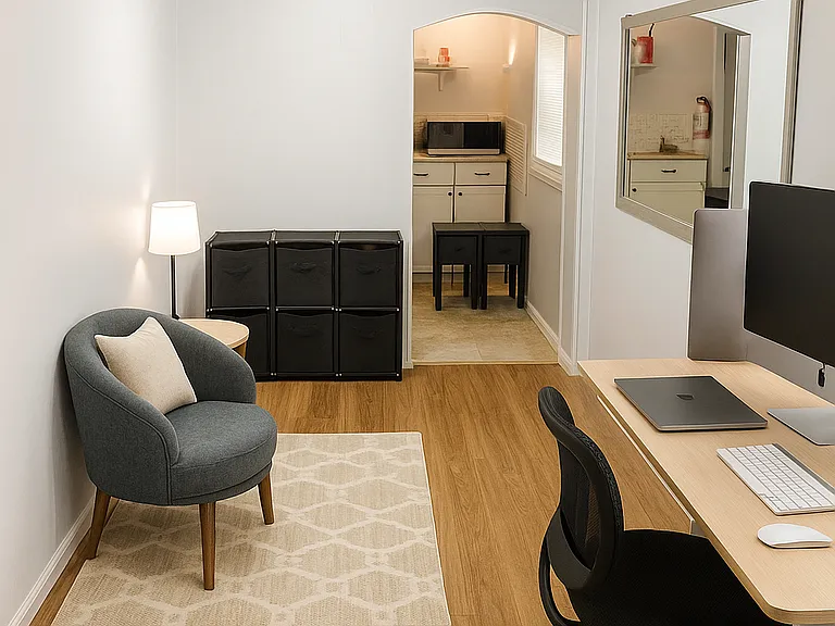 25 Rosalie St #A — Photo 3