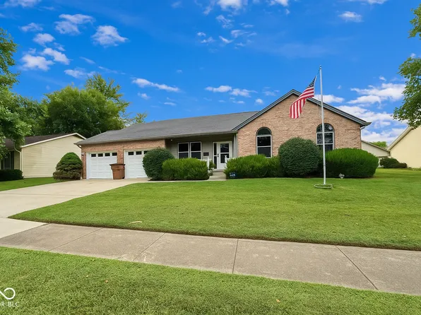 3376 Cox Ln, Columbus, IN 47203