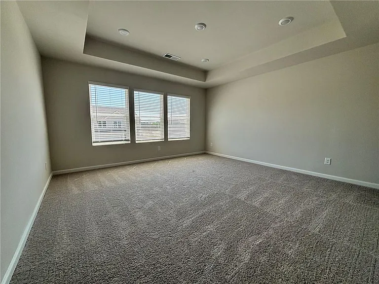101 Lavender Cir — Photo 14