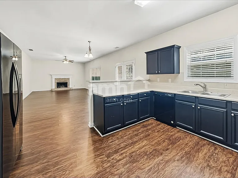 146 Melrose Creek Dr — Photo 3