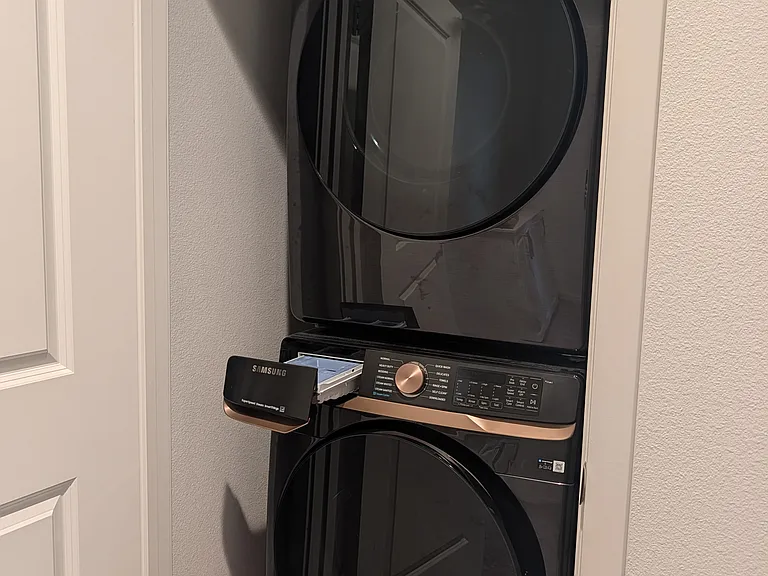Brand new washer / dryer