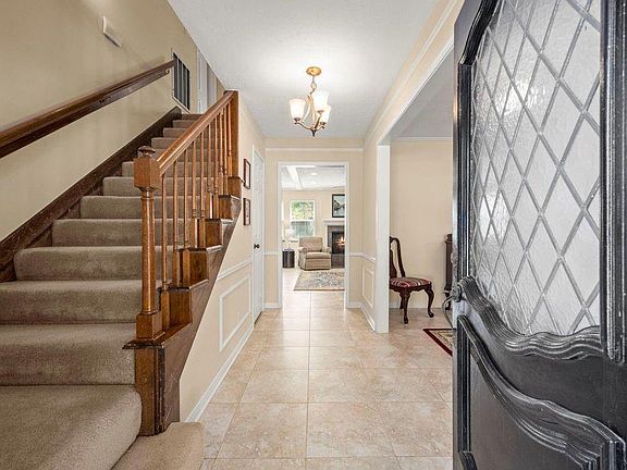 4th image of 7615 Litchfield Ln