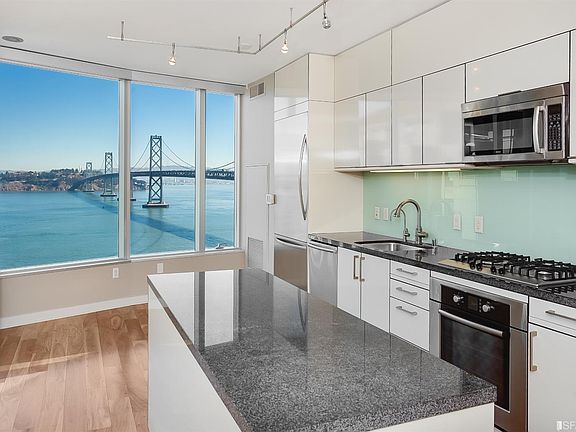 5th image of 338 Spear St Unit 21B