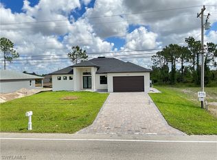 3906 23rd St SW, Lehigh Acres, FL 33976