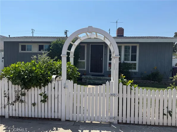 1881 Hackett Ave, Long Beach, CA 90815