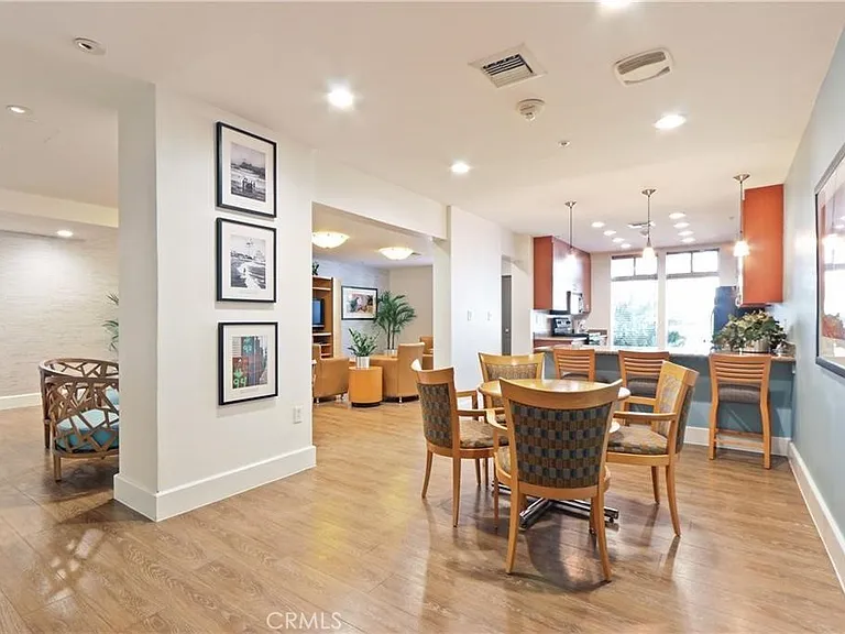488 E Ocean Blvd #507 — Photo 13